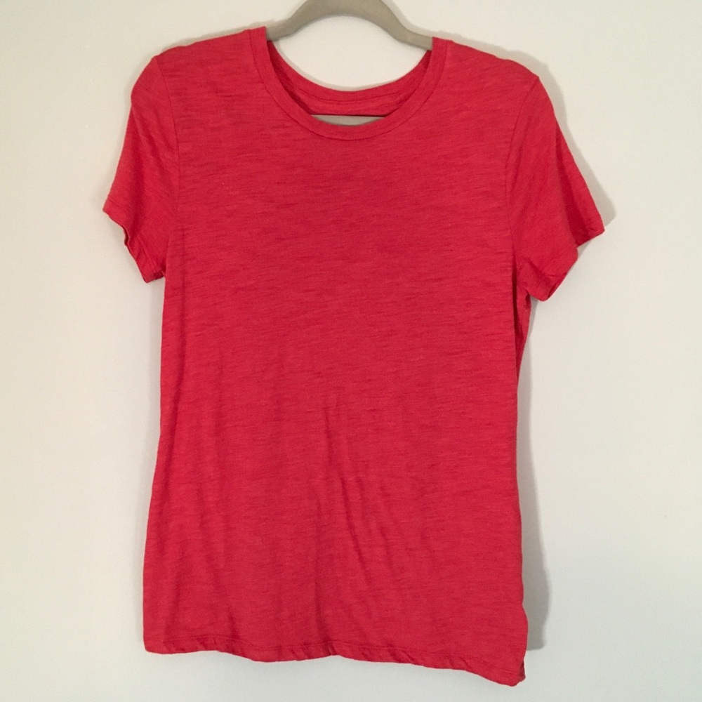 Basic red t-shirt